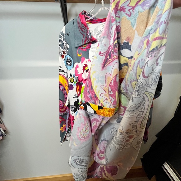 Parsley & Sage Gray Multicolor Paisley Button-Front Shirt - Picture 10 of 10